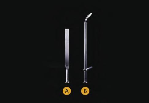 Long-reach dry ice blasting nozzles 523 and 145